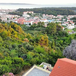 Lumar Apartment Palit